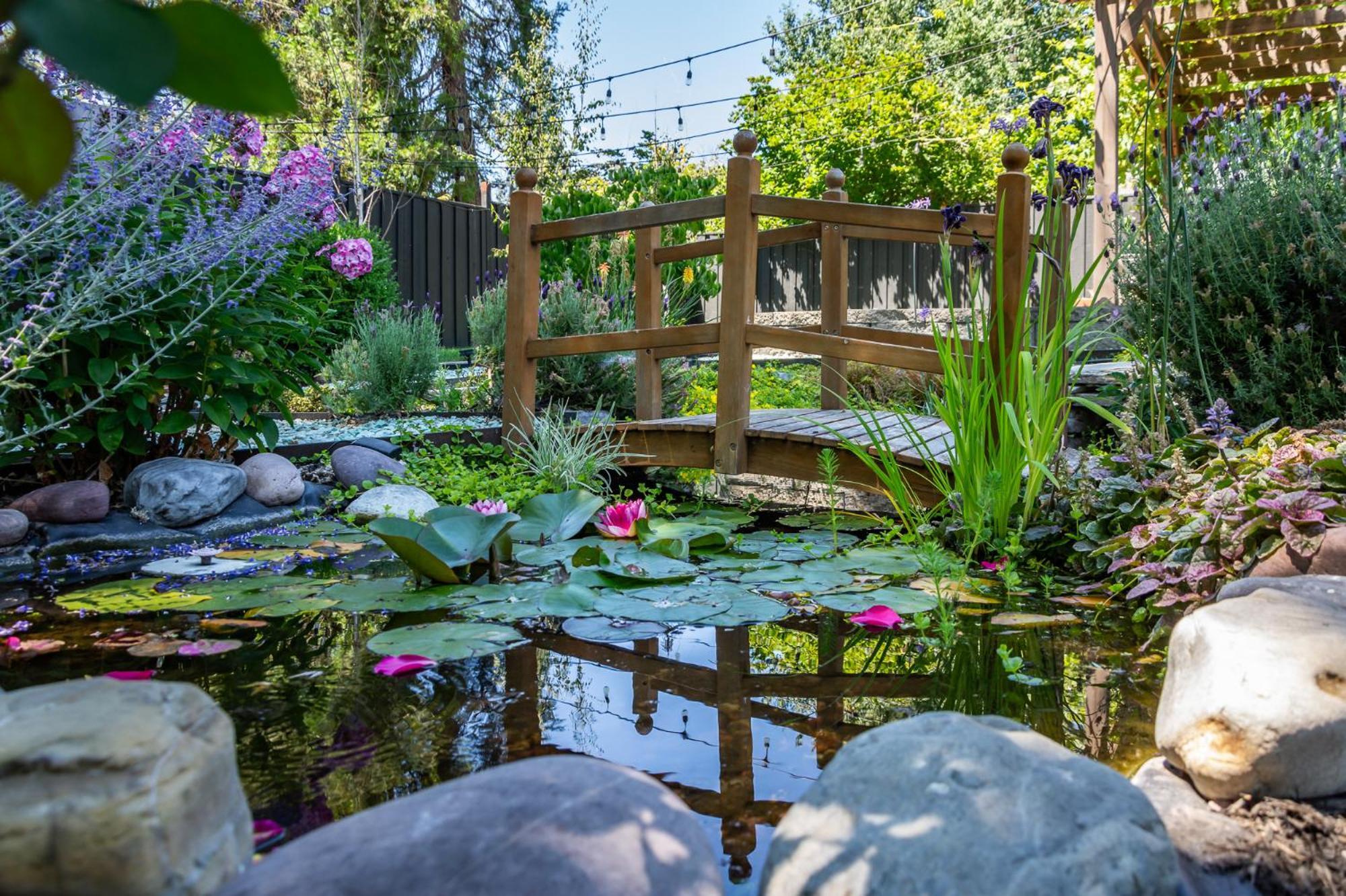 Chic Rv Retreat, Stunning Yard In Roseburg Hotel Luaran gambar