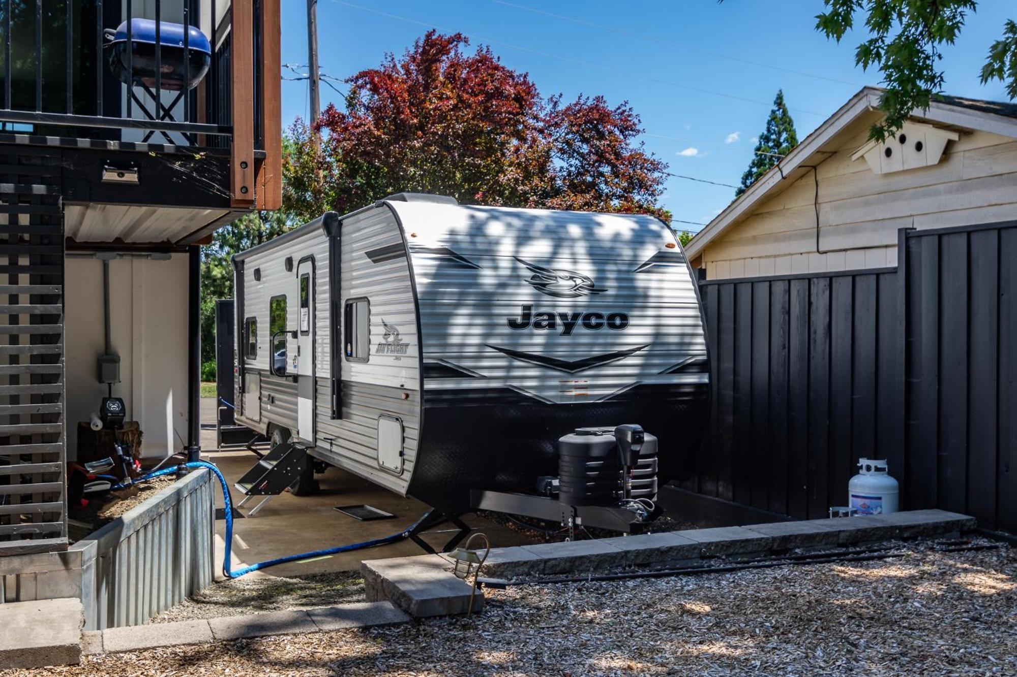 Chic Rv Retreat, Stunning Yard In Roseburg Hotel Luaran gambar